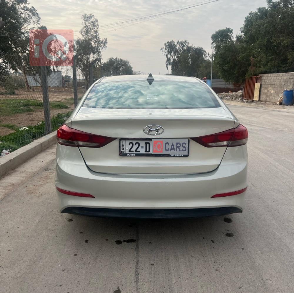 هيونداي النترا